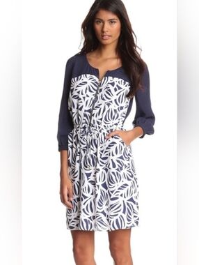 Lilly Pulitzer Navy and White Leaf-Print Drawstring Waist Dress